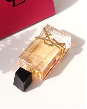 생로랑 리브르 오 드 빠르펭 향수  