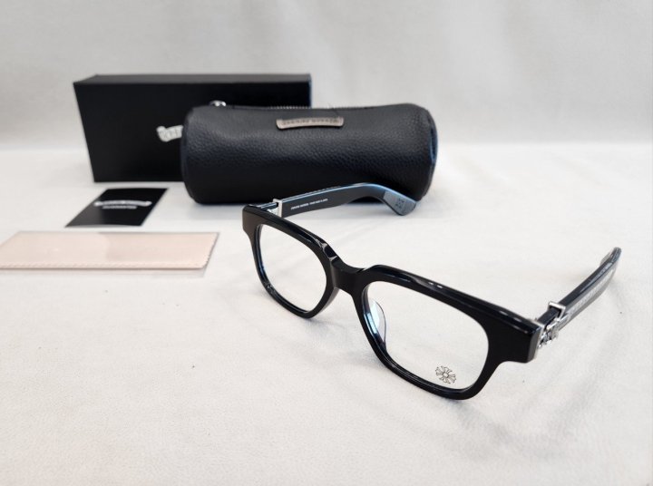 크롬하츠 바지오네어 안경테