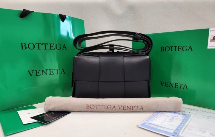 보테가베네타 인트레치아토 크로스백 168-365  