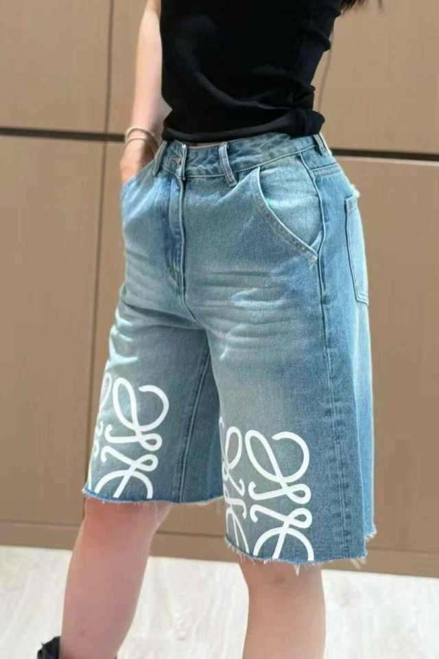 로에베 아나그램 로고 6부 데님 쇼츠팬츠