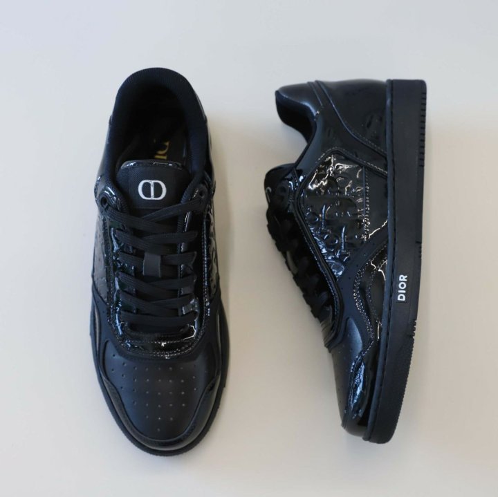 디올 오블리크 로우탑 스니커즈 블랙 페이던트 