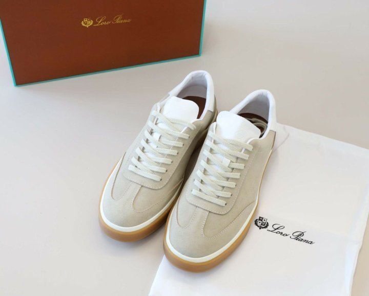 로로피아나 위크엔드 워크 스니커즈