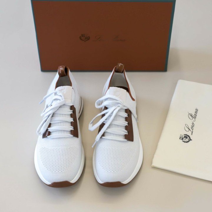 로로피아나 위크엔드 매쉬 스니커즈