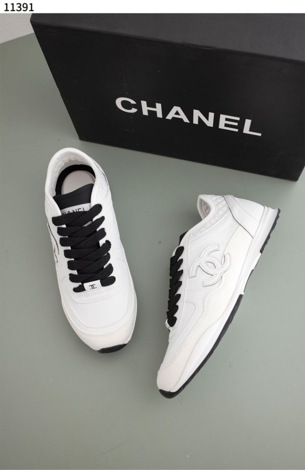 샤넬 카프스킨 벨벳 스니커즈 