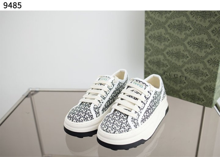 구찌 테니스 1977 플랫폼 스니커즈  