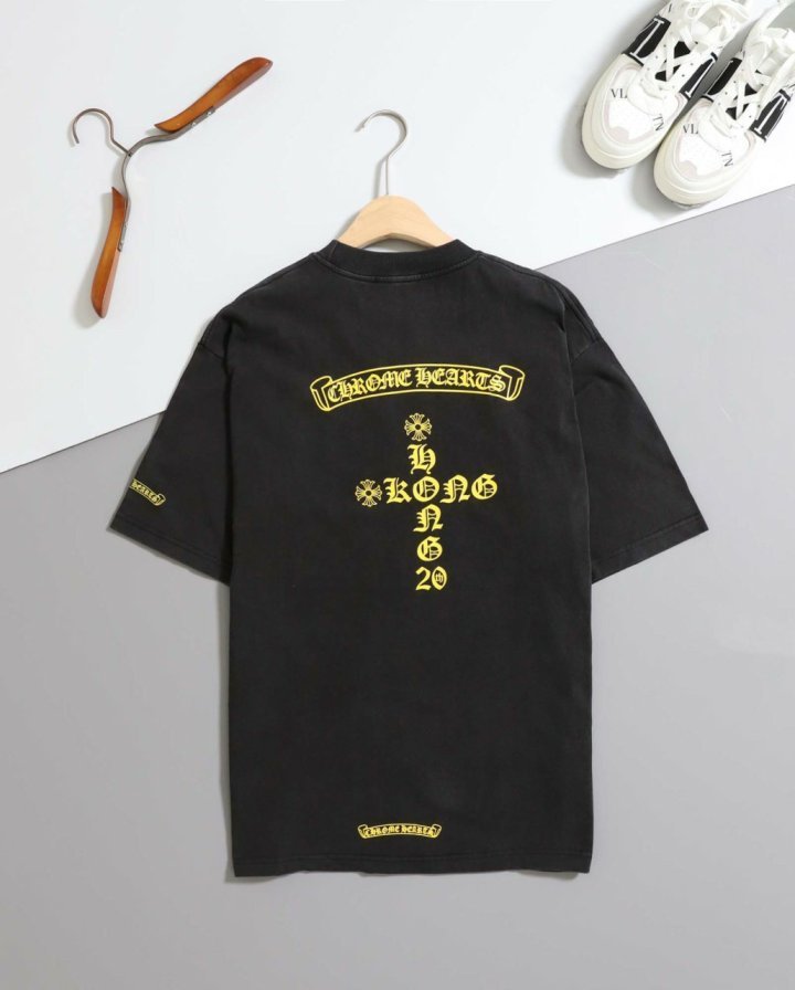 크롬하츠 옐로우 레터링 크로스 반팔 티셔츠  