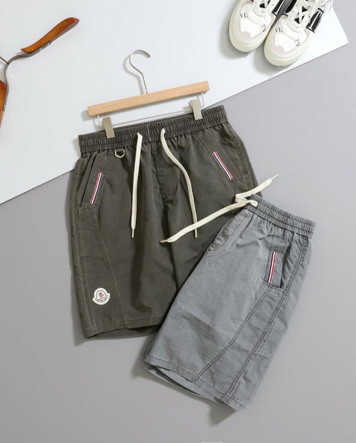 몽클레어 삼선 오뚜기 워싱 하프 팬츠