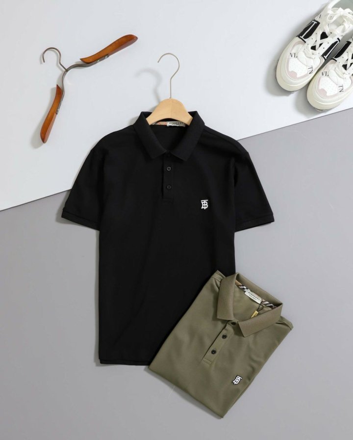 버버리 TB 화이트 로고 반팔 카라티셔츠