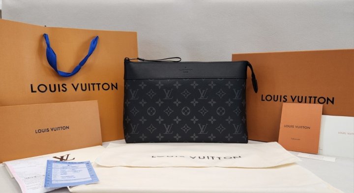 루이비통  포쉐트 보야주 수플 클러치백 82543
