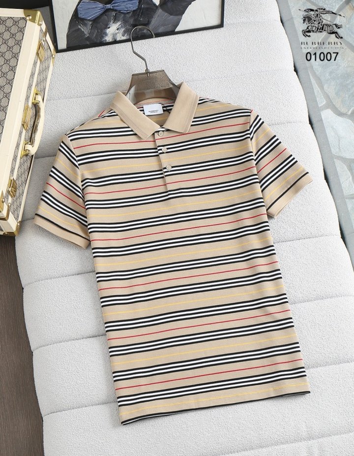 버버리  스트라이프 클래식 카라티셔츠