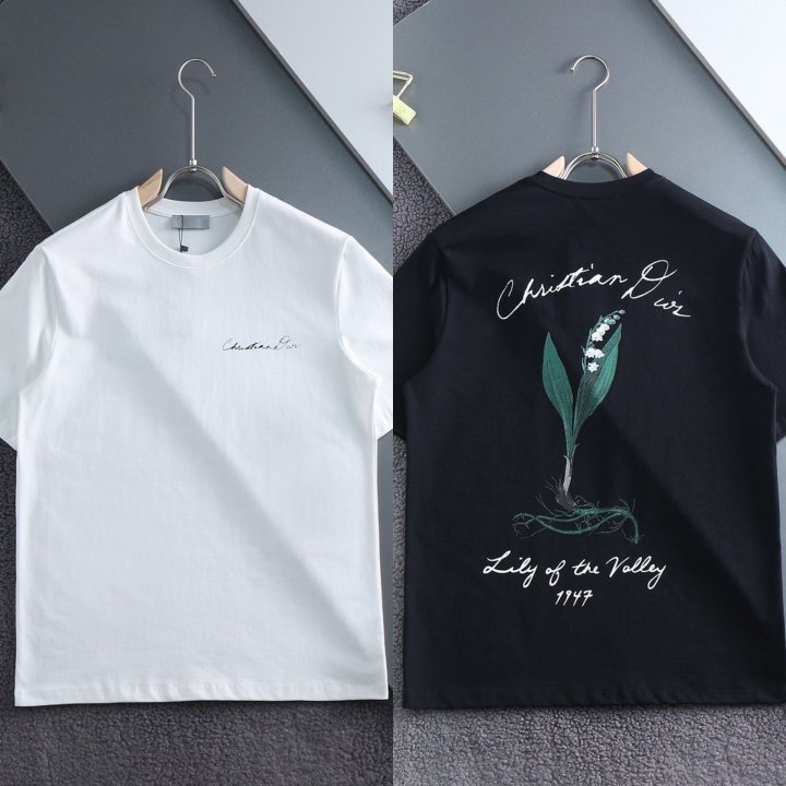 디올  패치로고 라운드티셔츠