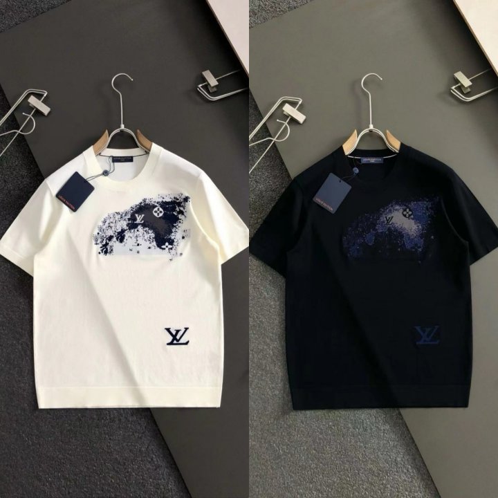 루이비통  스페이스 자수 로고 라운드 니트