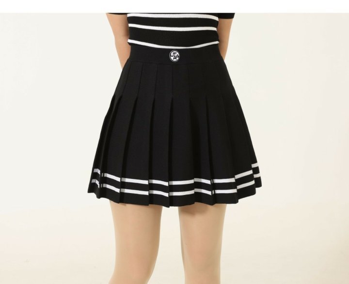 유타  우먼 클래시 스트라이프 니트 플레어 스커트 