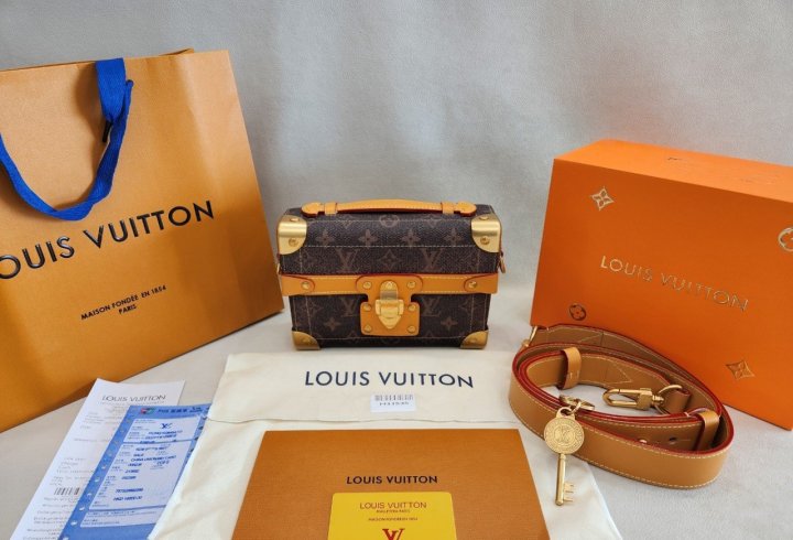 루이비통  소울 트렁크 M11535