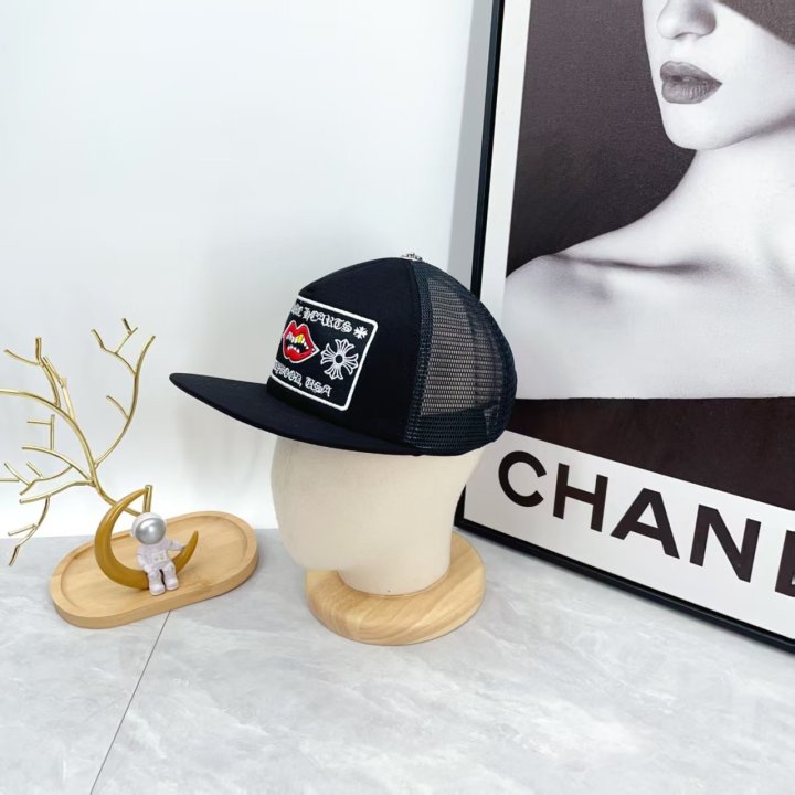 크롬하츠  메티보이 입술로고 메쉬캡 트러커 모자 