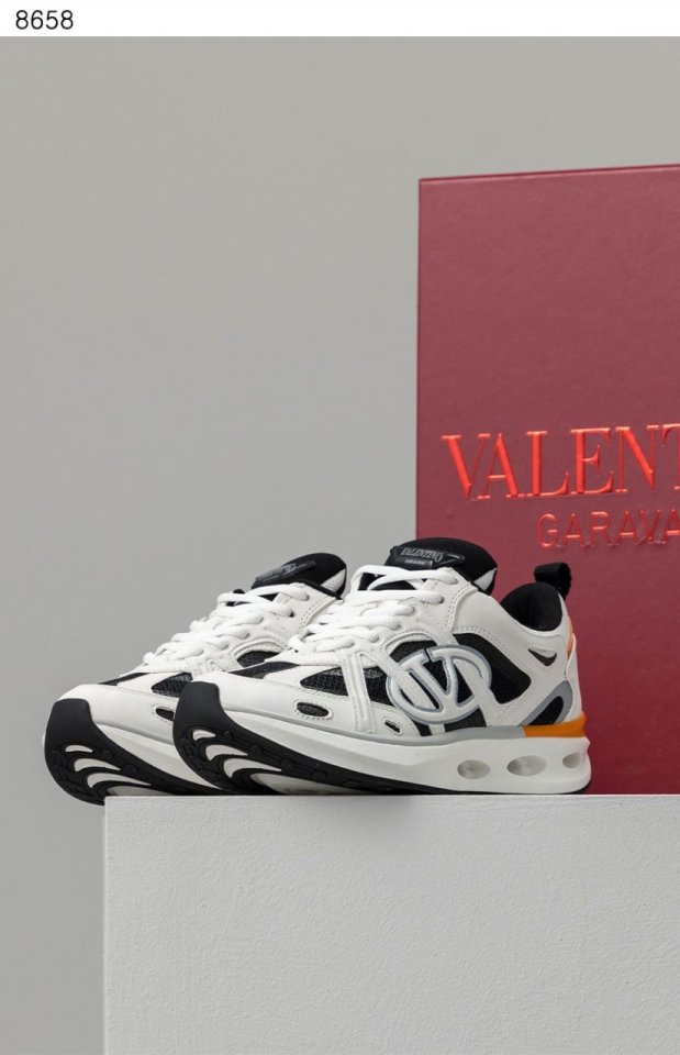 발렌티노   VLOGO 이지조그 로우탑 