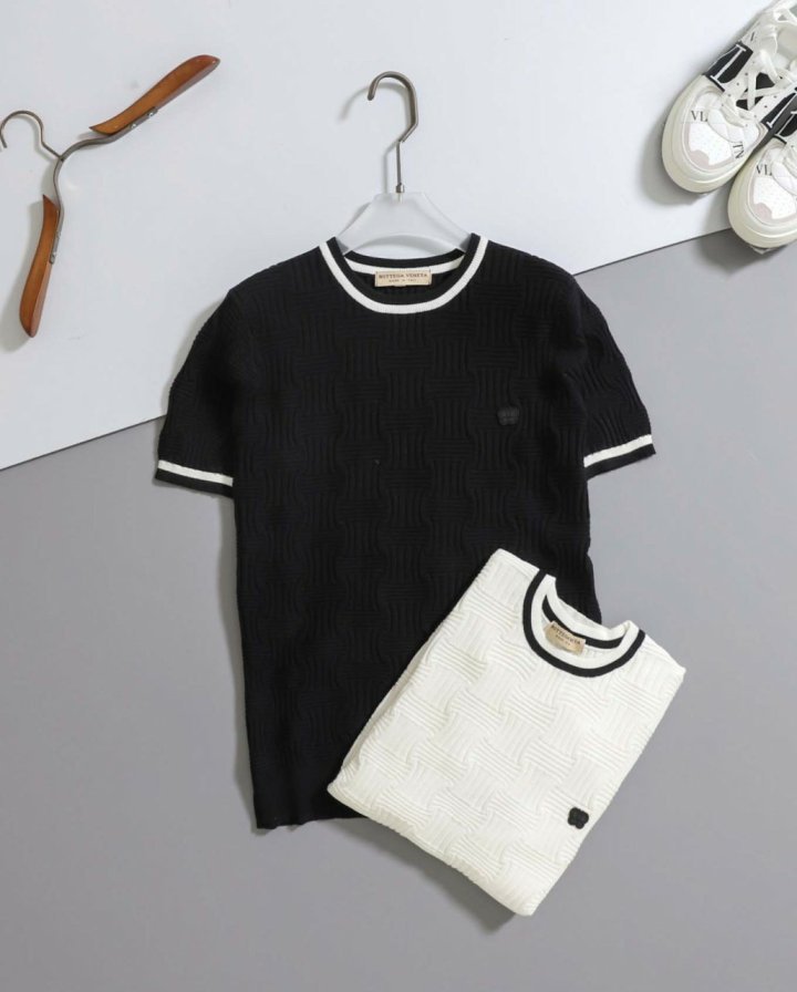 보테가베네타  3D 엠보 패턴 니트 