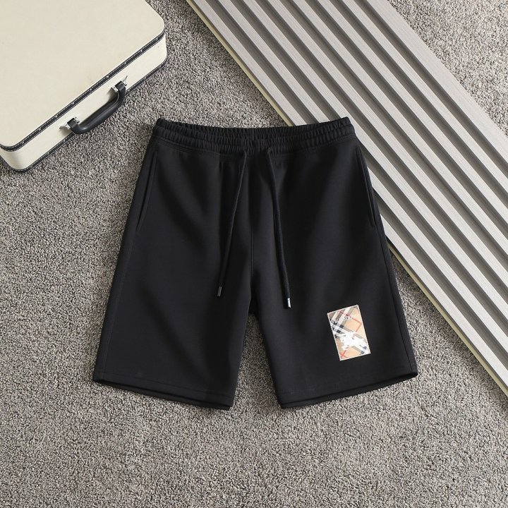 버버리  포켓자수 로고 하프팬츠