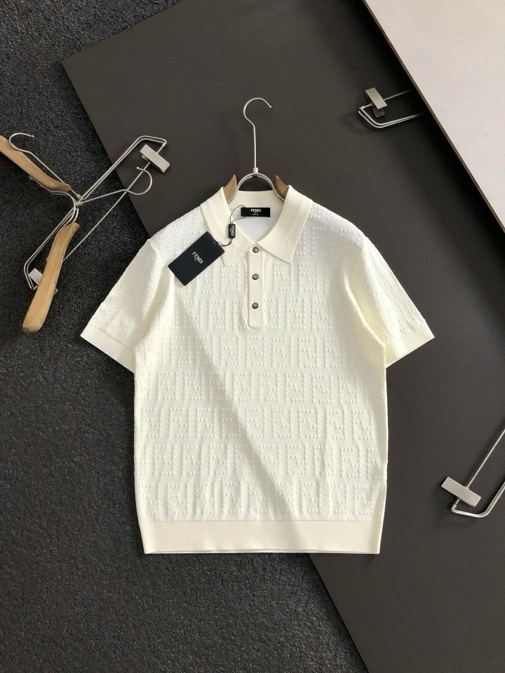 펜디  엠보 자가드 카라 쿨니트