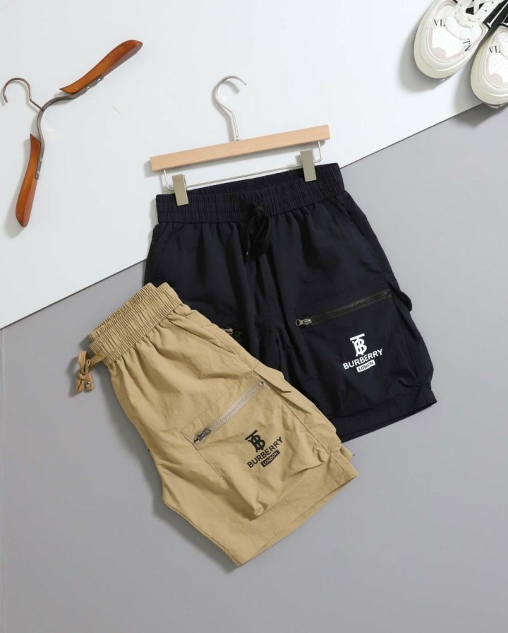 버버리  우븐 지퍼 포켓 쇼트팬츠 