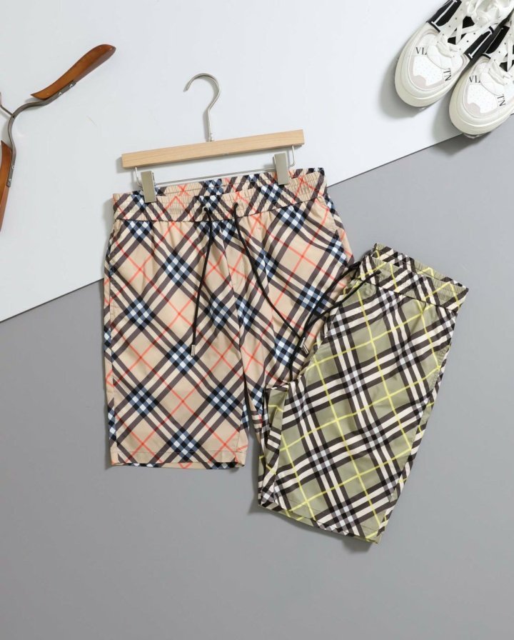버버리  체크패턴 실키 쇼트팬츠 