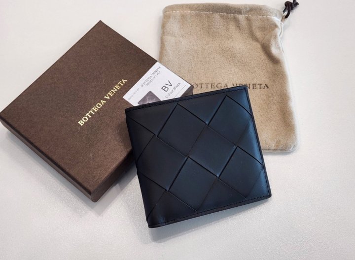 보테가베네타   반지갑 라지짜임 1527-67 