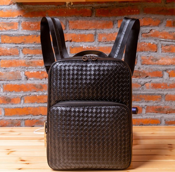 보테가베네타   인트레치아토벨트 백팩 