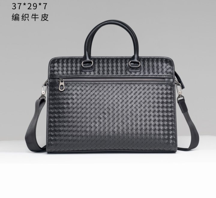 보테가베네타   레더 스퀘어 인트레치아토 브리프케이스 