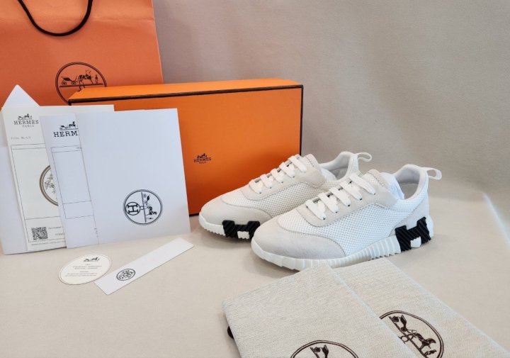에르메스  바운싱 스니커즈