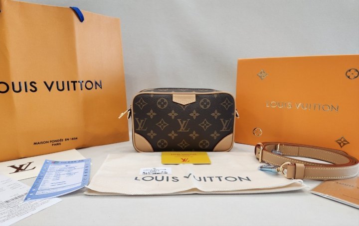 루이비통  트로카데로 웨어러블 월릿 크로스백 14058(