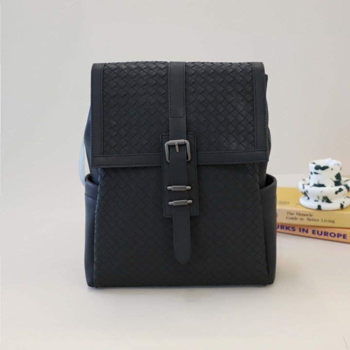 보테가베네타  인트레치아토 클립 백팩 