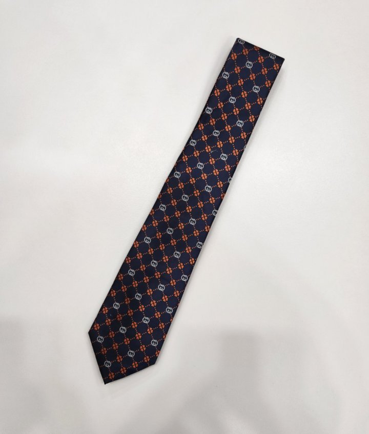 구찌   애니멀 실크 넥타이 