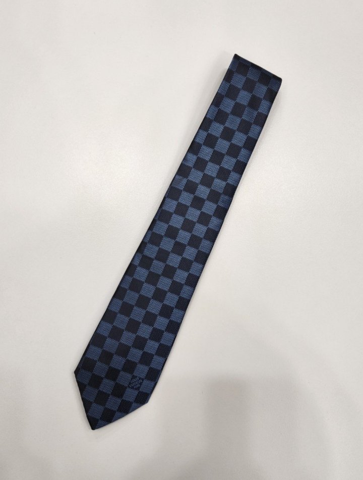 루이비통   다미에 패턴 실크 넥타이 