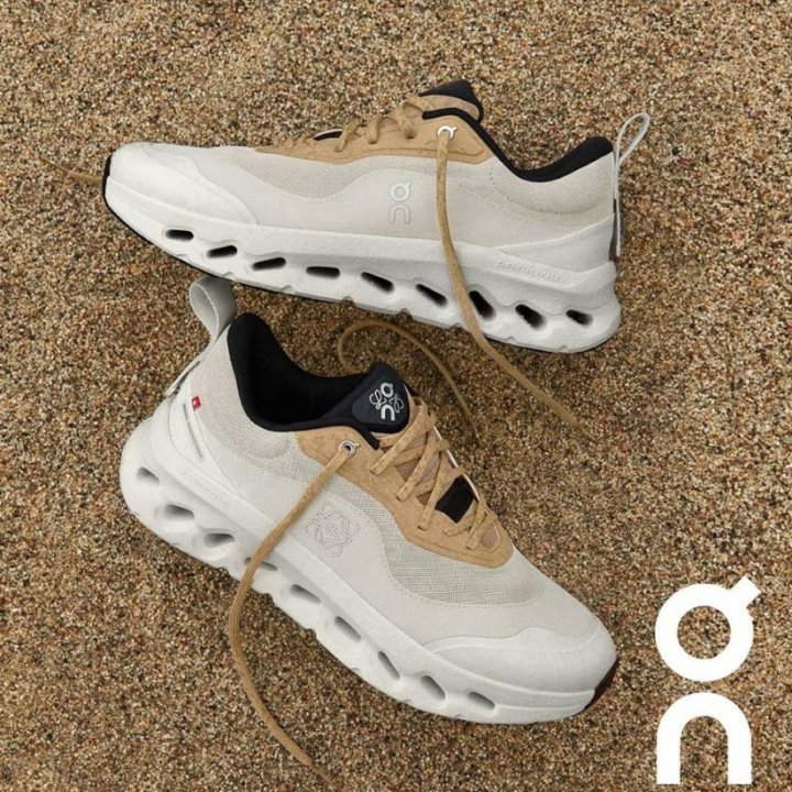 로에베 x ON   러닝 클라우드 틸트 2.0 