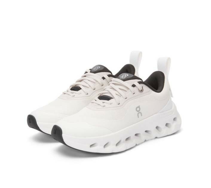 로에베 x ON   러닝 클라우드 틸트 2.0 