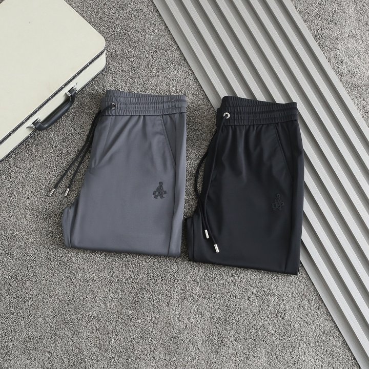 프라다  휴먼 파츠로고 조거팬츠