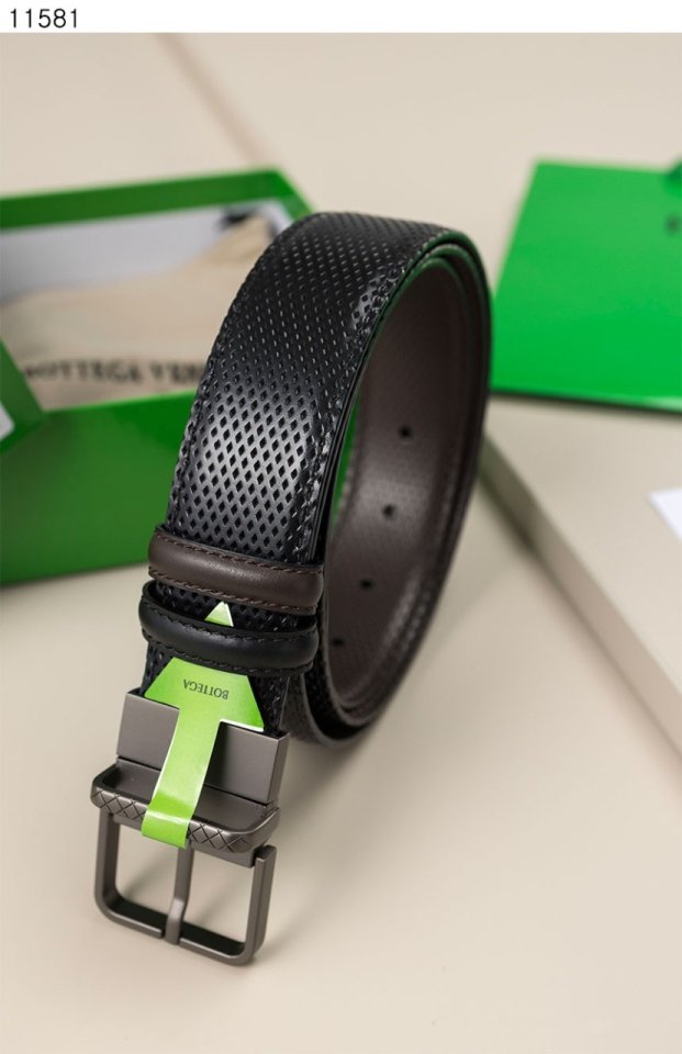 보테가베네타   인트레치아토 양면 벨트 