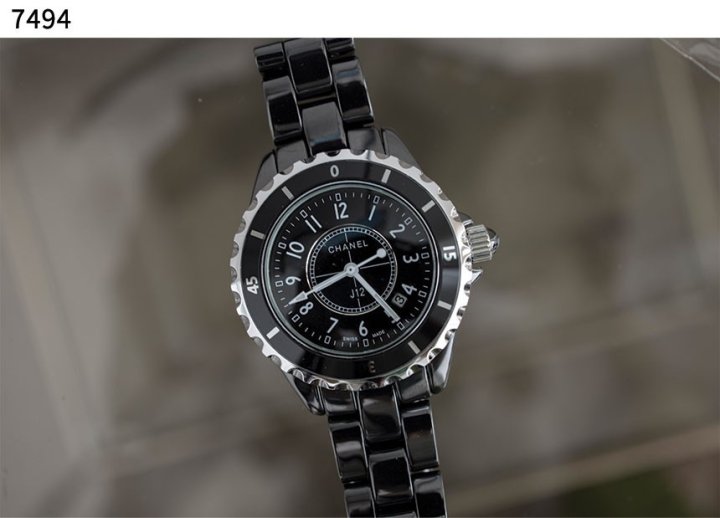 샤넬   J12 워치 칼리버