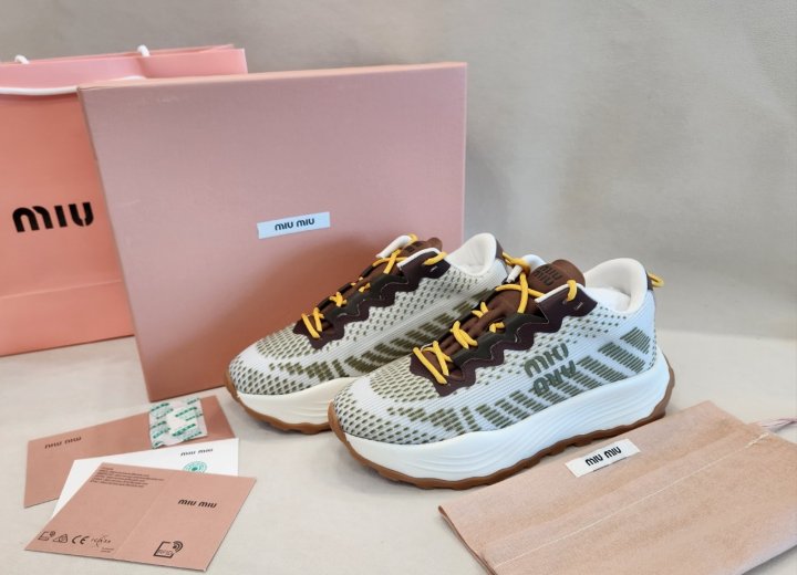 미우미우   테크니컬 패브릭 스니커즈