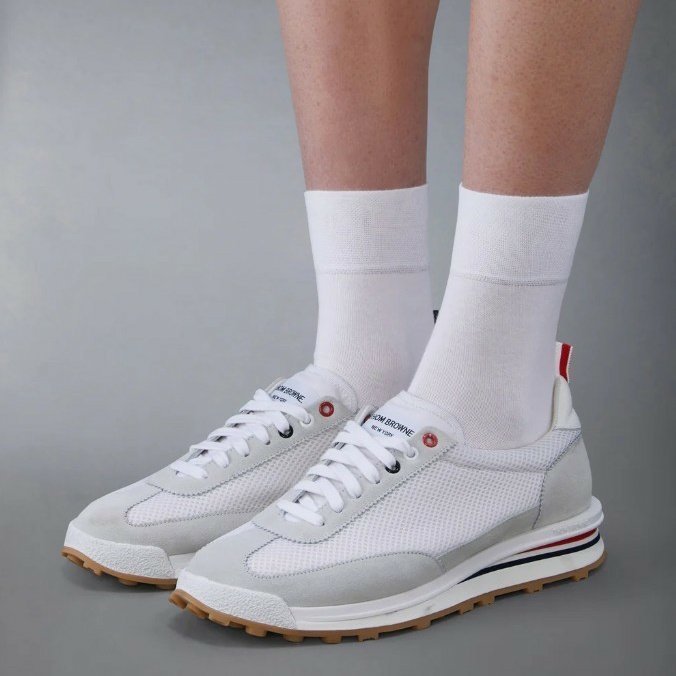 톰브라운  테크 러너 스니커즈