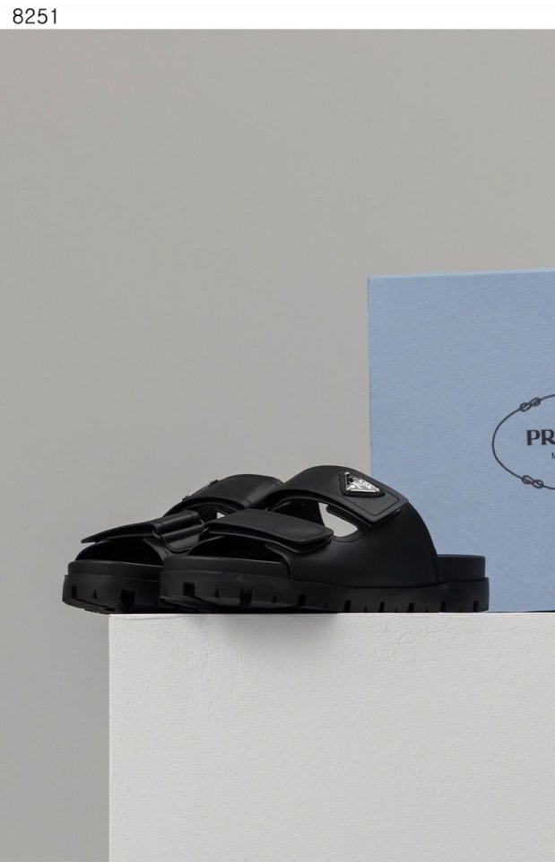 프라다   플립플랍 조리 슬리퍼 