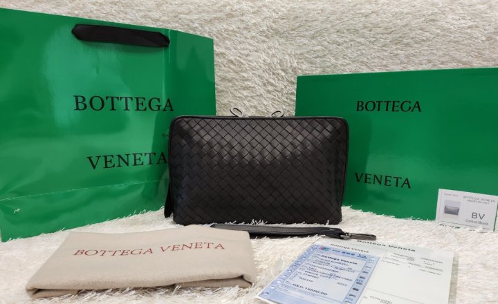 보테가베네타  멀티러 클러치백 168-6