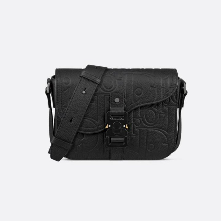 디올  새들 스몰 플랩 스트랩백 