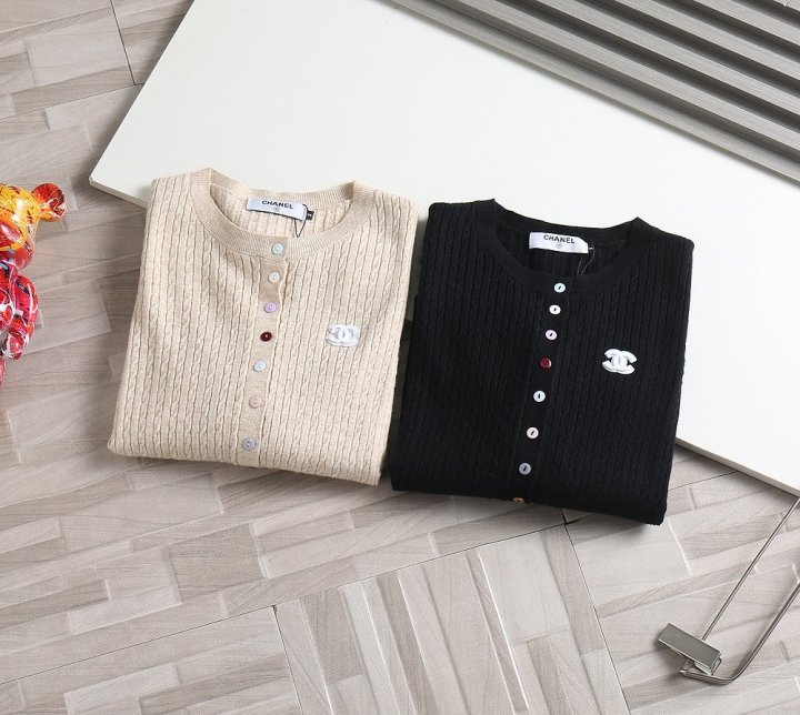 샤넬  여성 로고패치 울 가디건