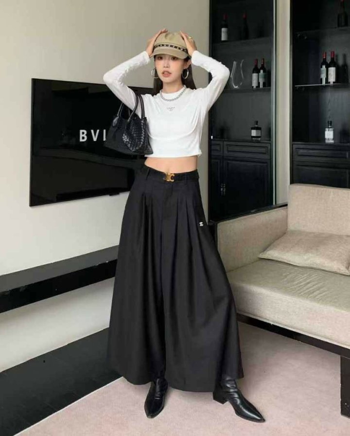 셀린느  벨티드 핀턱 와이드 팬츠 