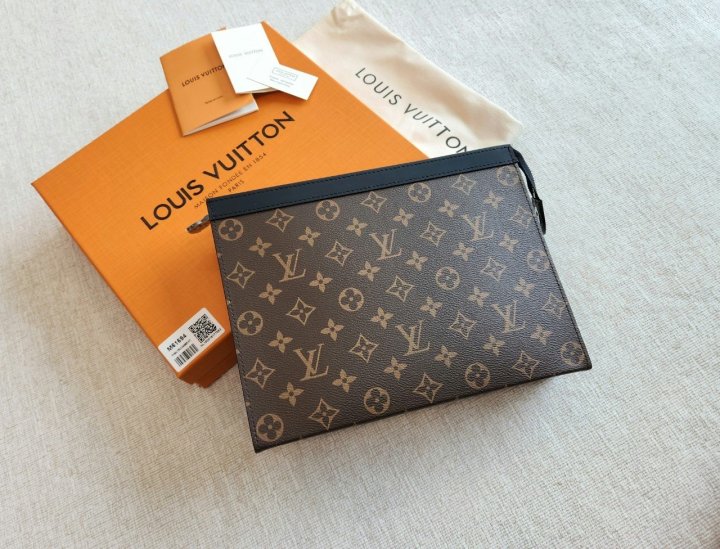 루이비통   포쉐트 보야주 MM 클러치백 M61694 