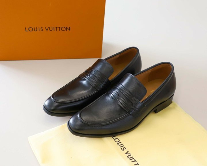 루이비통  LV 로고 켄싱턴 로퍼 