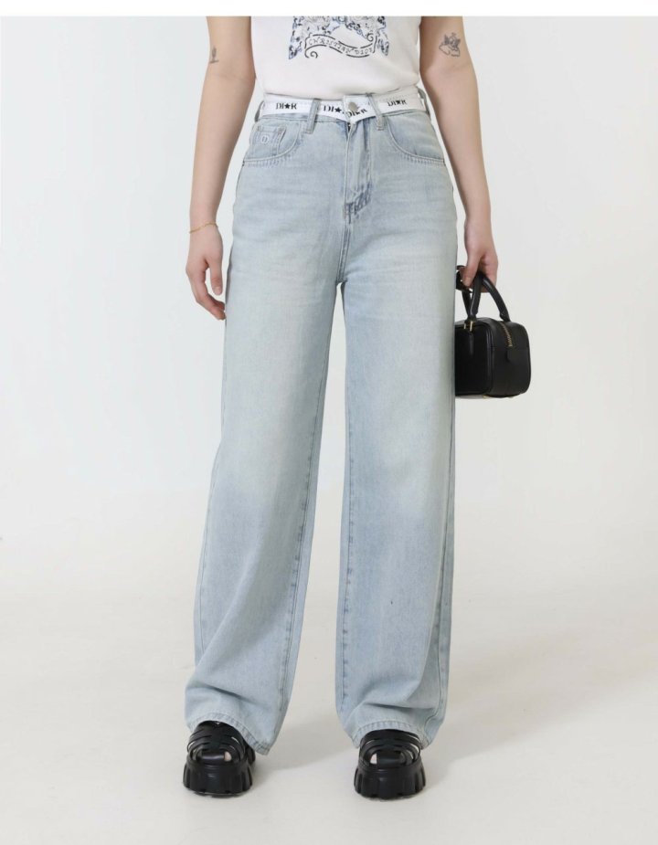 디올  화이트 로우 세미 와이드 진 