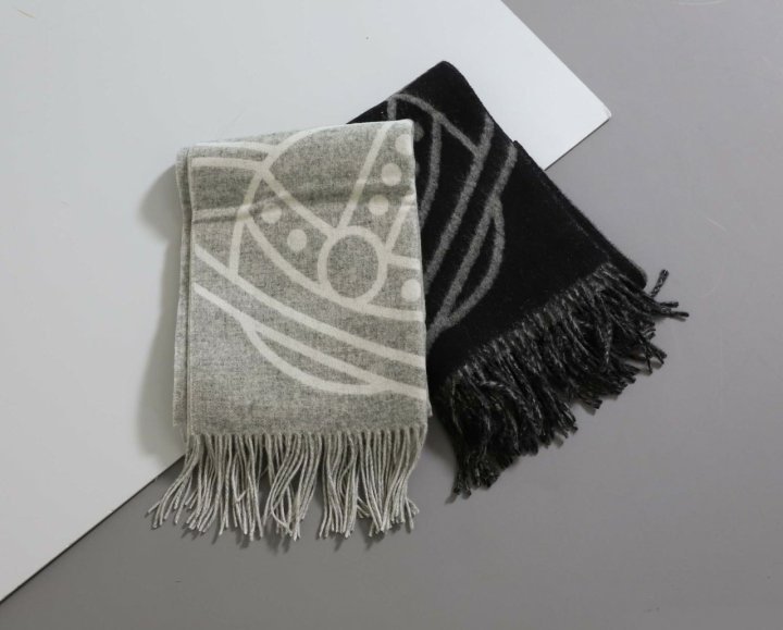 비비안 웨스트우드  ORB 로고 머플러