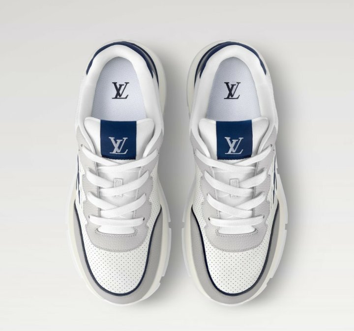 루이비통  LV 클래식 스니커즈 